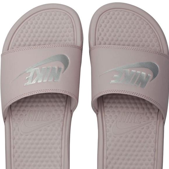 nike women's benassi just do it sandal